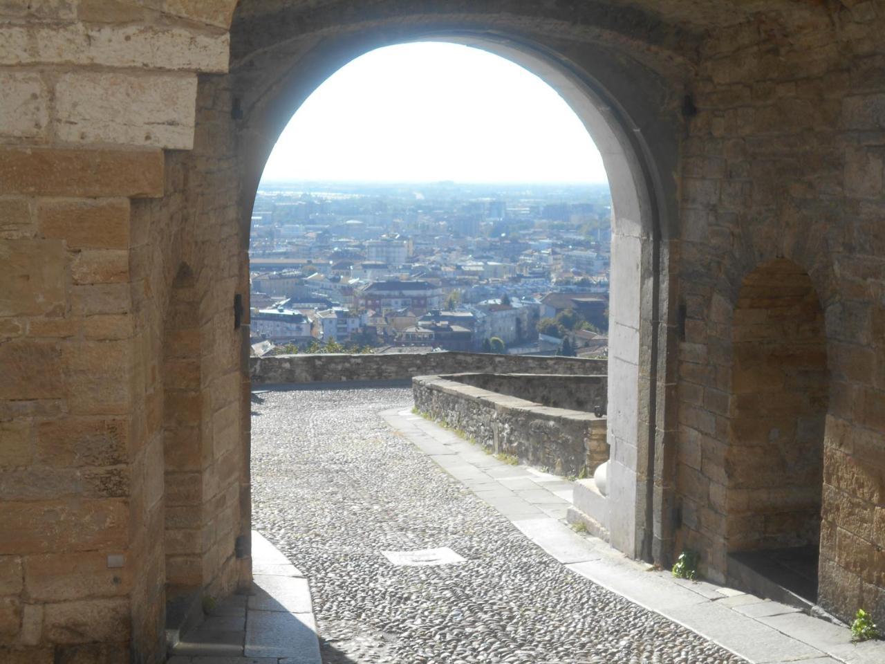 Guesthouse Viale Bergamo Kültér fotó